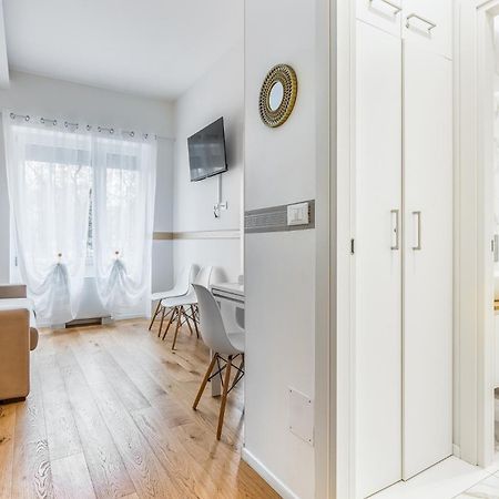 Milano Vetra-Parco Delle Basiliche 2 Pax- Wifi- Banfi Apartment Ngoại thất bức ảnh