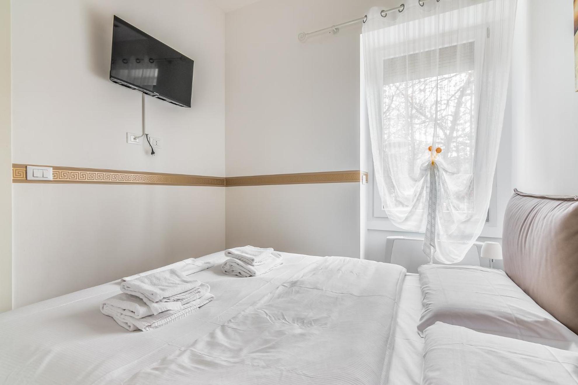 Milano Vetra-Parco Delle Basiliche 2 Pax- Wifi- Banfi Apartment Ngoại thất bức ảnh